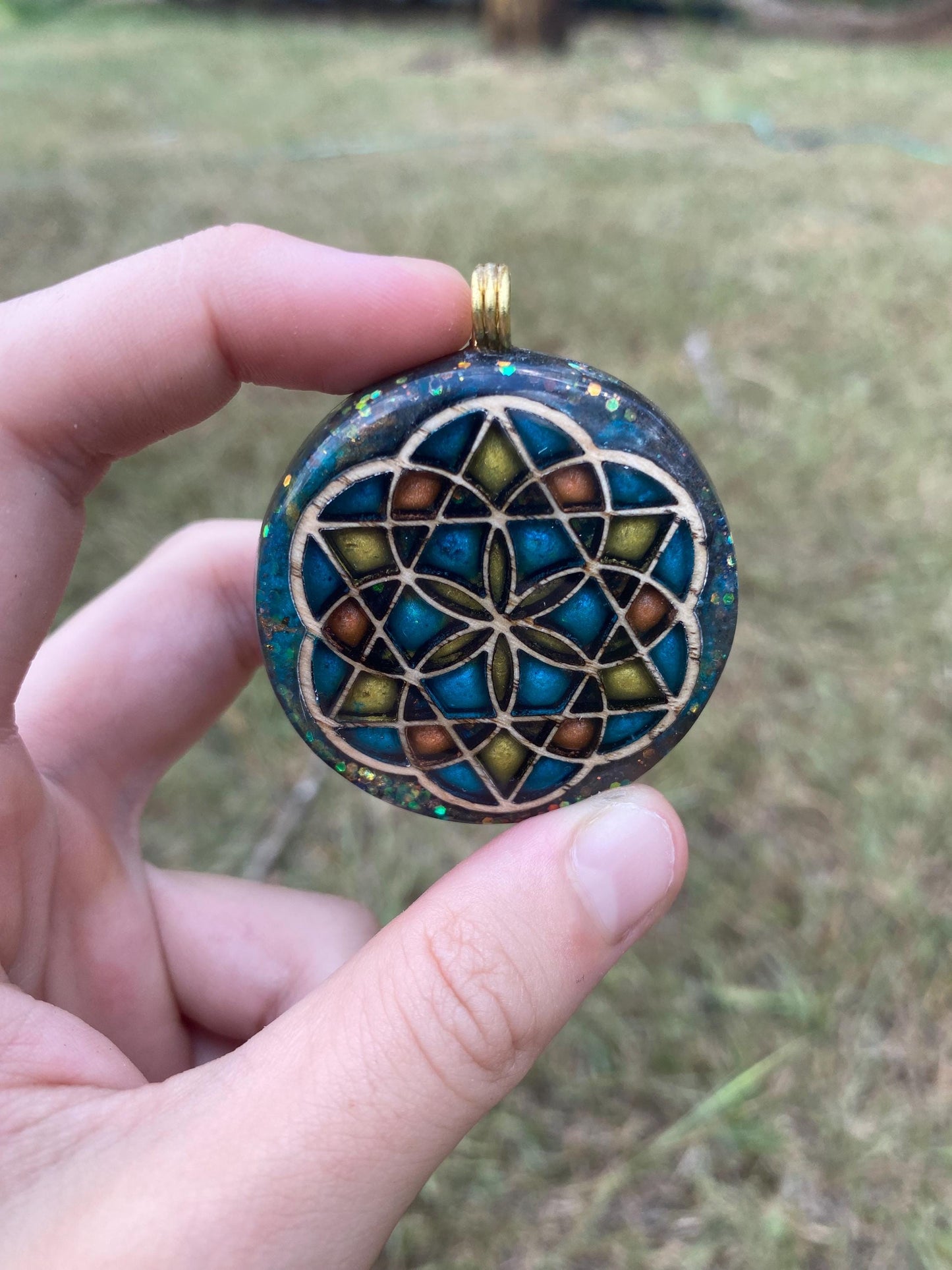 Seed of life/ Merkaba, Orgonite Pendant: Shungite, Optical Calcite, Tensor Ring EMF Protection