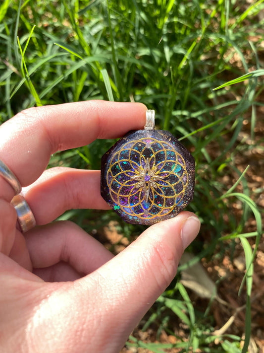 Star on Torus. orgone Pendant Necklace. Made w Elite Shungite, Selenite, 24ct Gold and Mica. Powerful. EMF 5G Protection. TENSOR RING